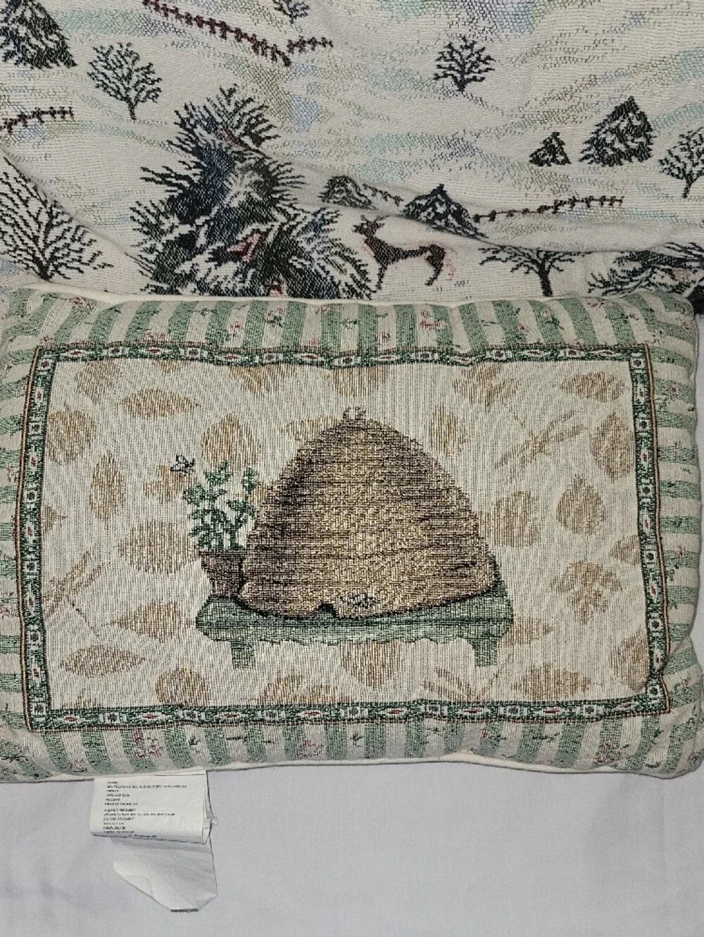 Pfaltzgraff Tapestry Pillow with Skep Beehive in Green and Beige Vintage 1997